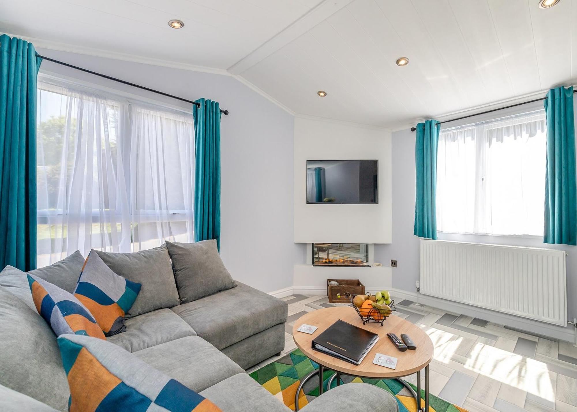 Longnor Wood Holiday Park Екстер'єр фото