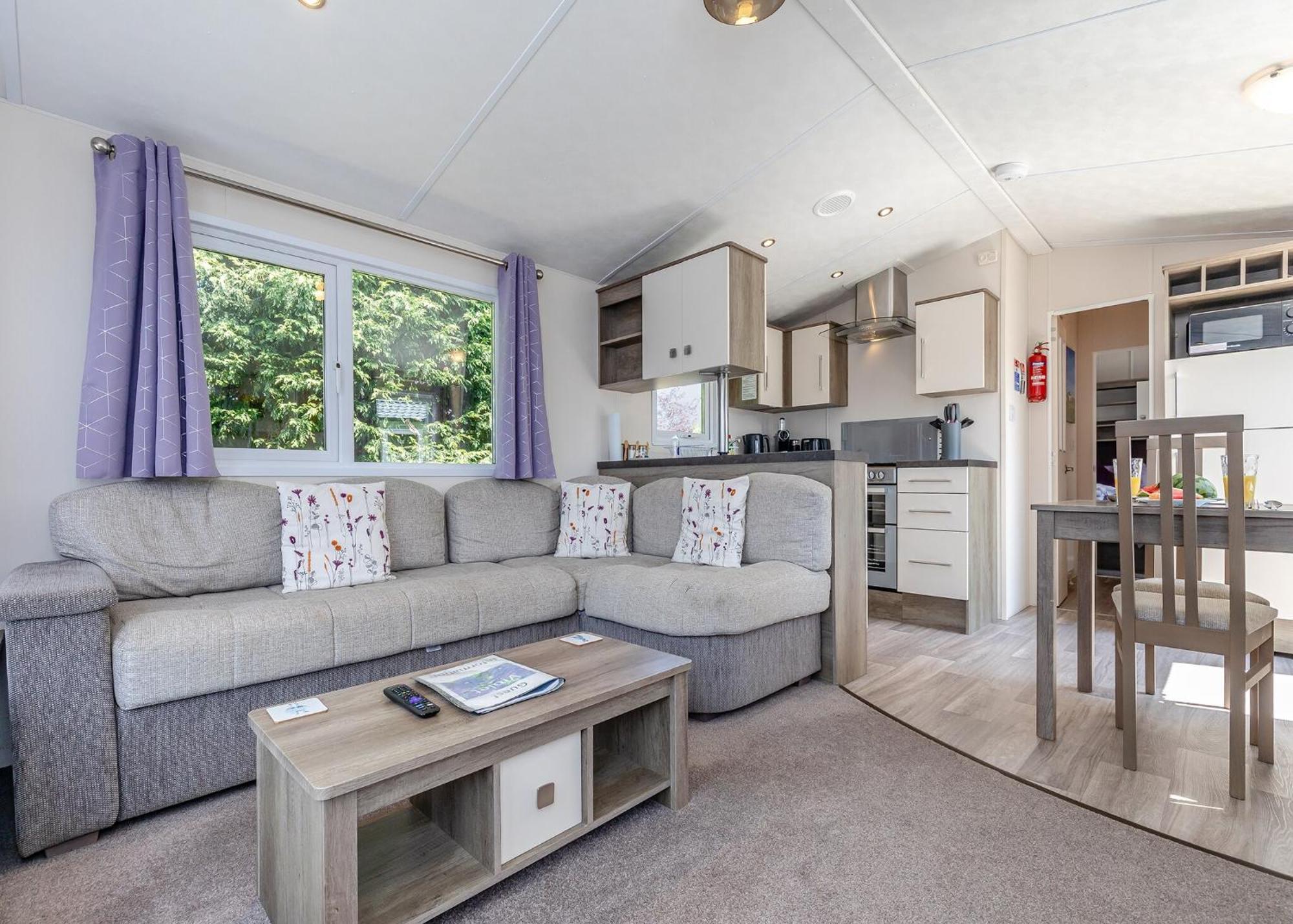 Longnor Wood Holiday Park Екстер'єр фото