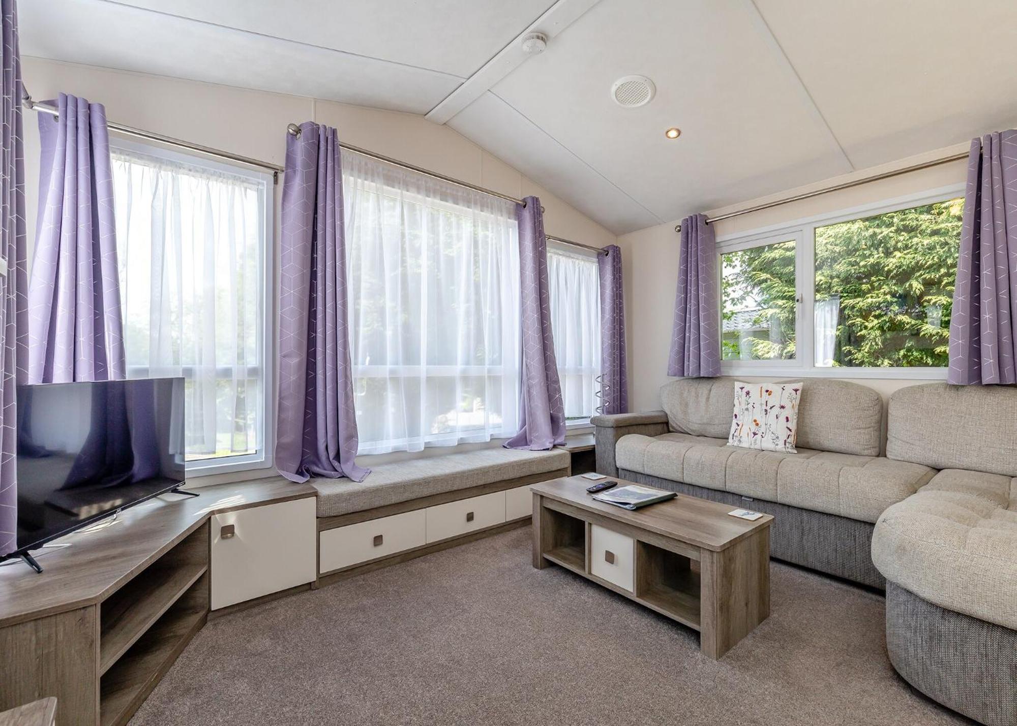 Longnor Wood Holiday Park Екстер'єр фото