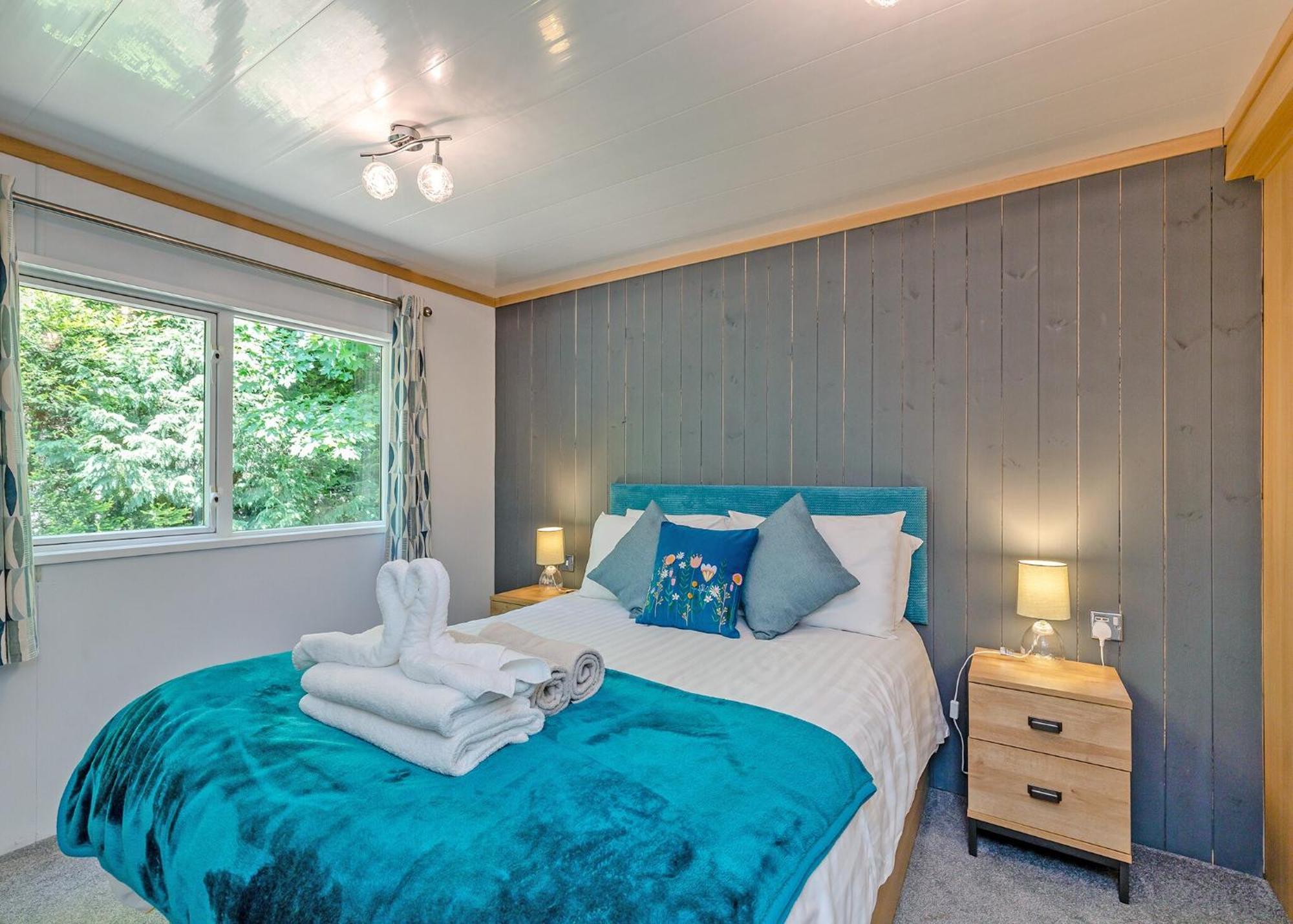 Longnor Wood Holiday Park Екстер'єр фото
