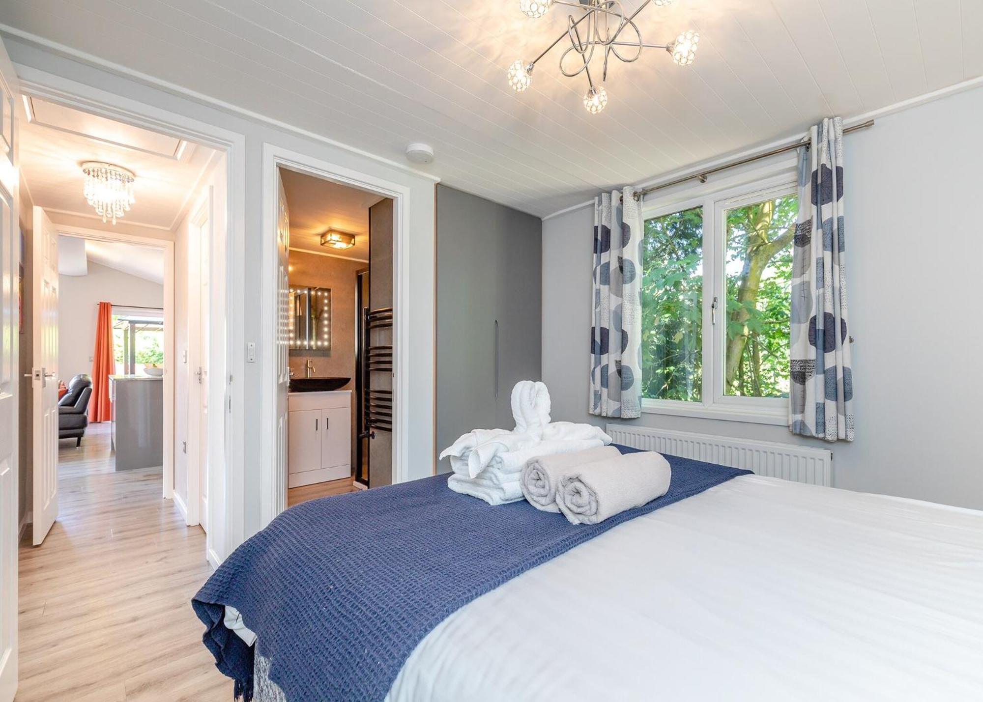 Longnor Wood Holiday Park Екстер'єр фото