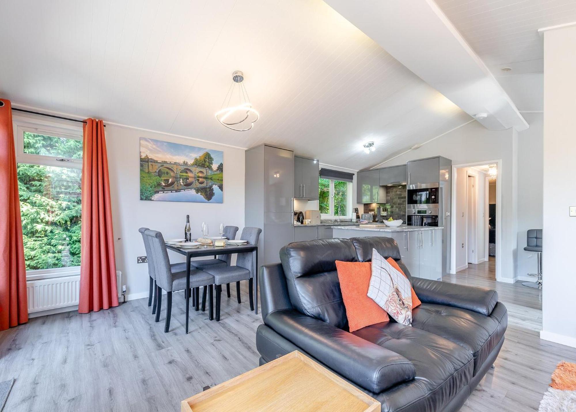 Longnor Wood Holiday Park Екстер'єр фото