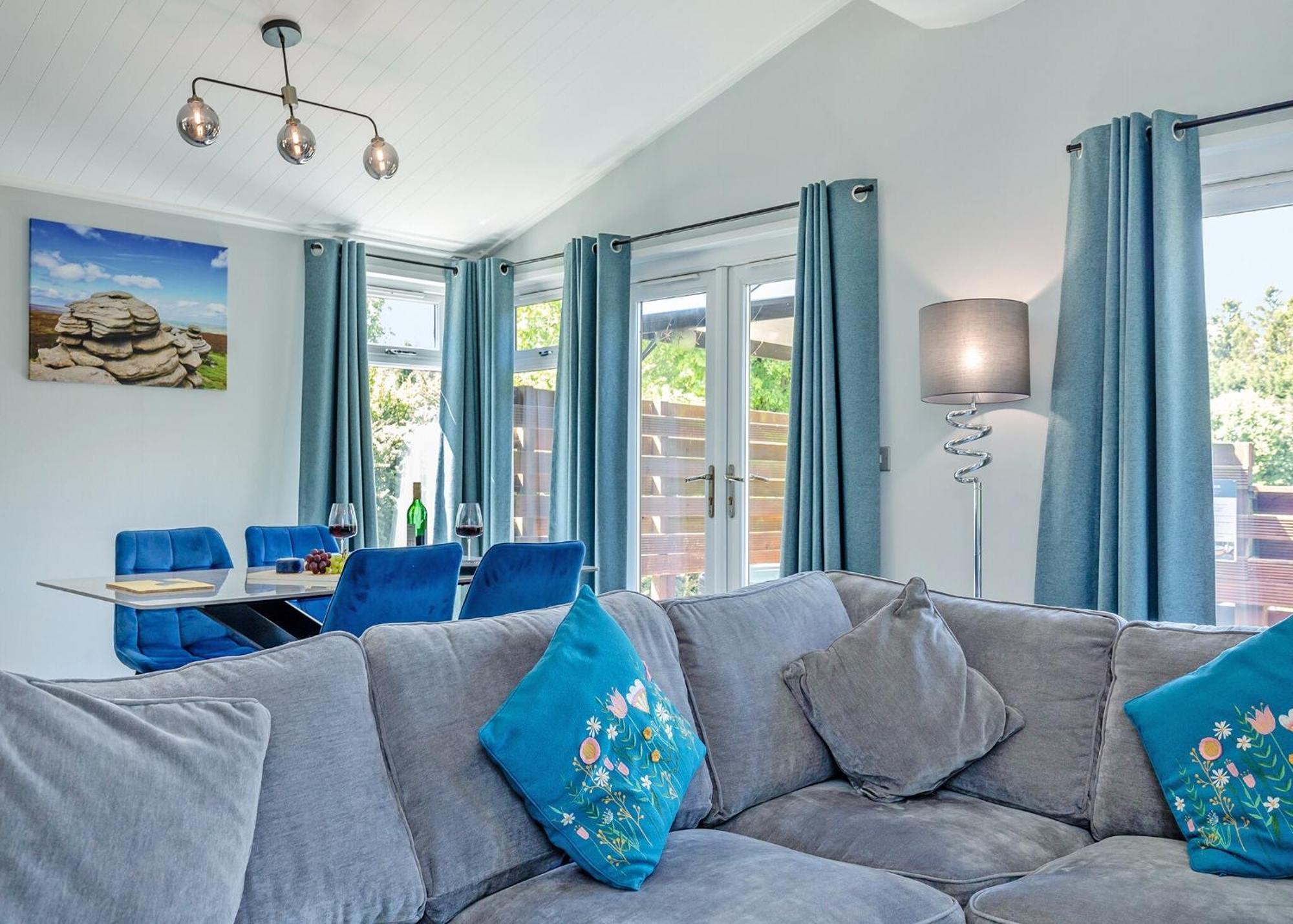 Longnor Wood Holiday Park Екстер'єр фото