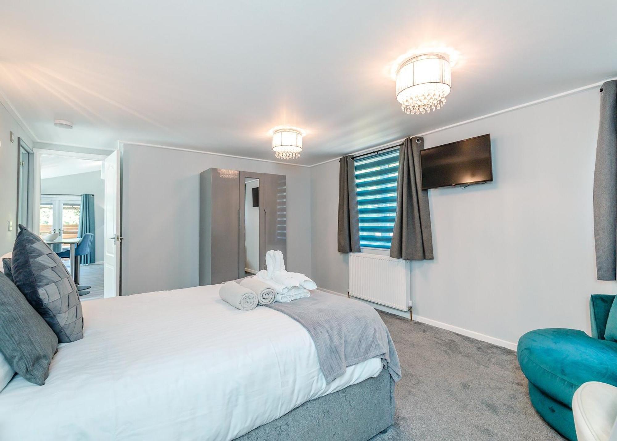 Longnor Wood Holiday Park Екстер'єр фото