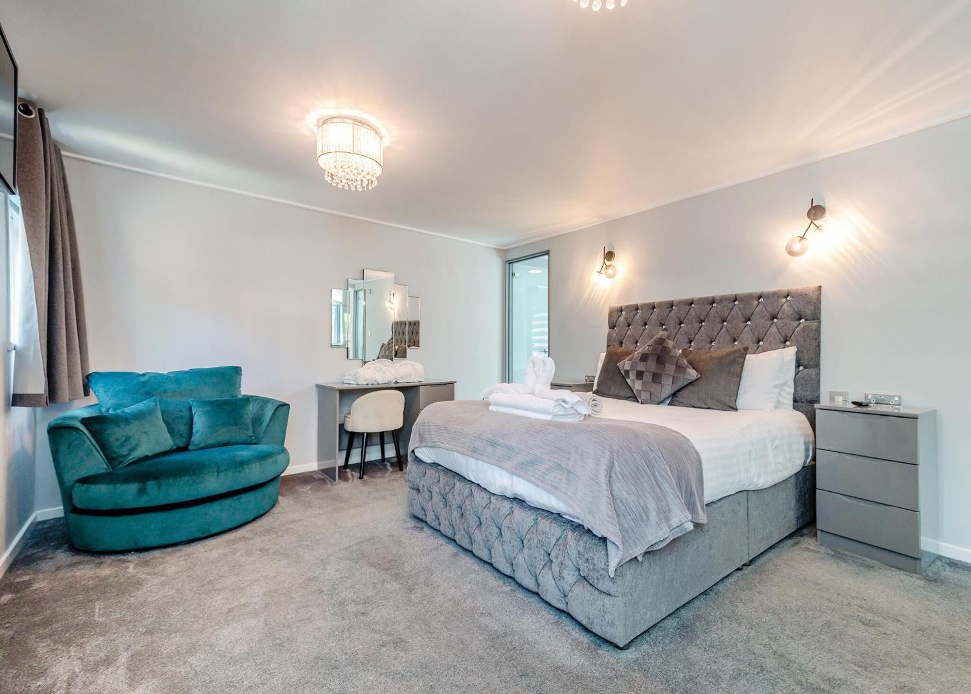Longnor Wood Holiday Park Екстер'єр фото